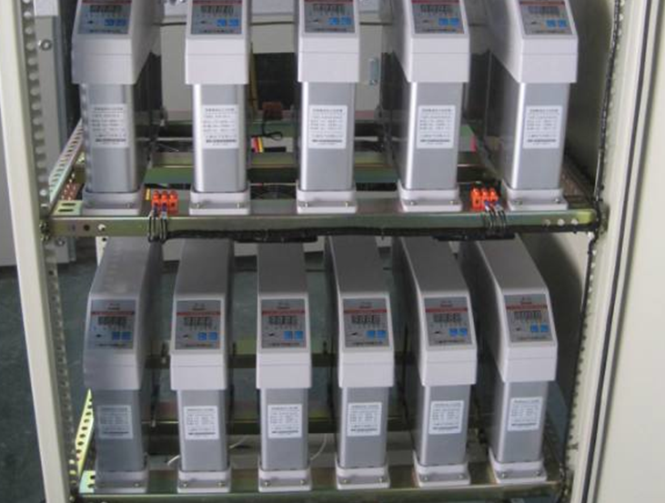 紫電電氣_低壓開關(guān)柜內(nèi)電容器安全運行的電流、電壓和溫度有什么要求